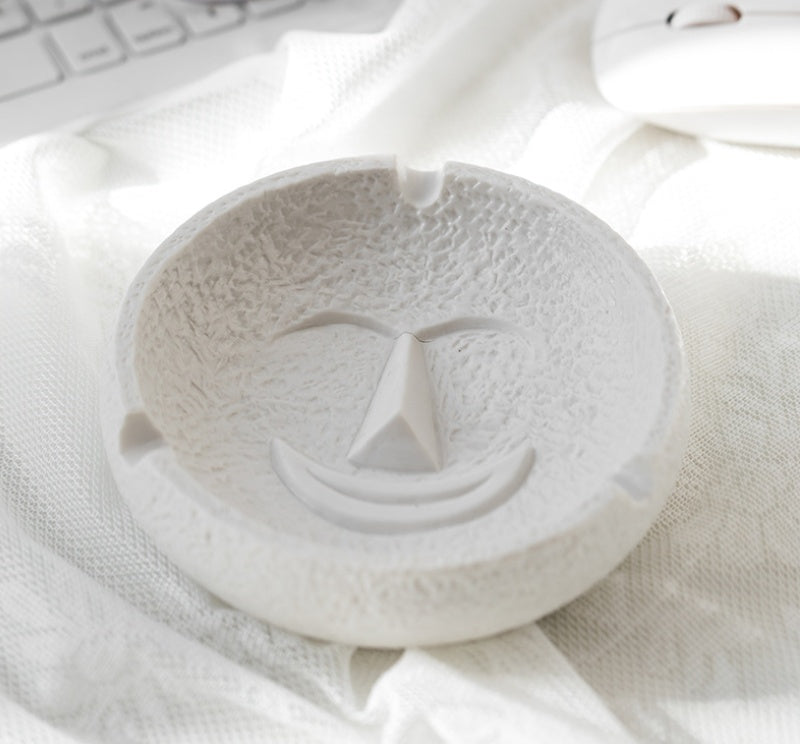 Simple Ashtray Portrait Personality Trend Home Ceramic Ashtray